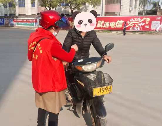 節(jié)日不打烊，安全我在崗——洋青鎮(zhèn)開展元旦佳節(jié)安全生產(chǎn)專項(xiàng)檢查行動(1)813.png