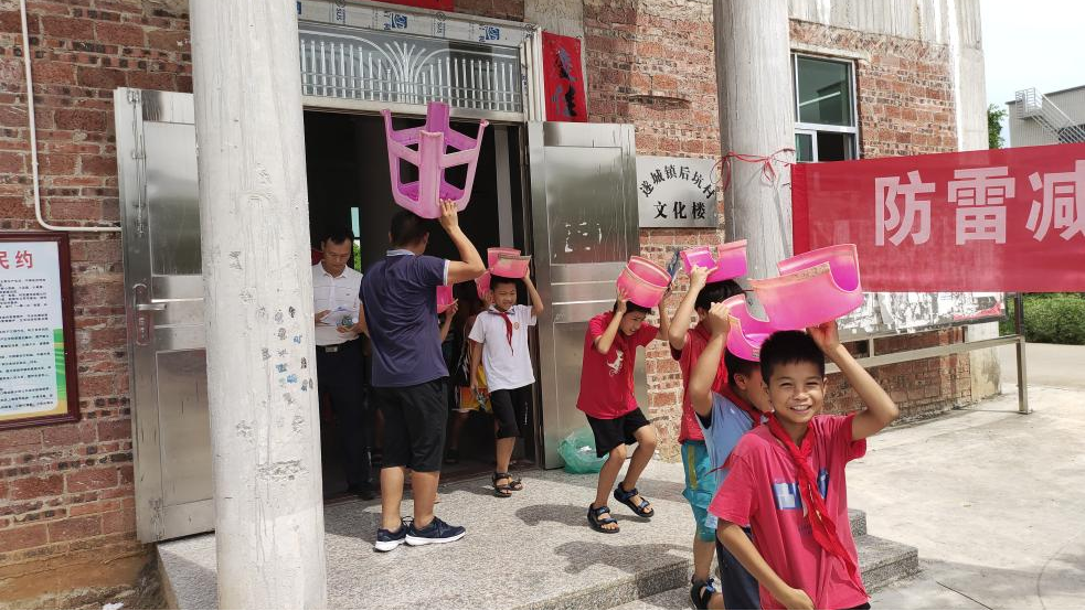 安全宣傳進(jìn)萬家 安全知識(shí)入人心3.png