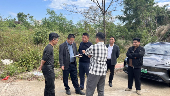 草潭鎮(zhèn)人大：人大代表現(xiàn)場(chǎng)履職解民憂 全力化解土地糾紛矛盾