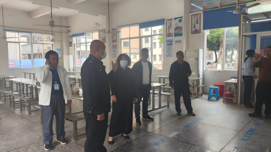 港門鎮(zhèn)紀委開展校園食品安全專項督導檢查